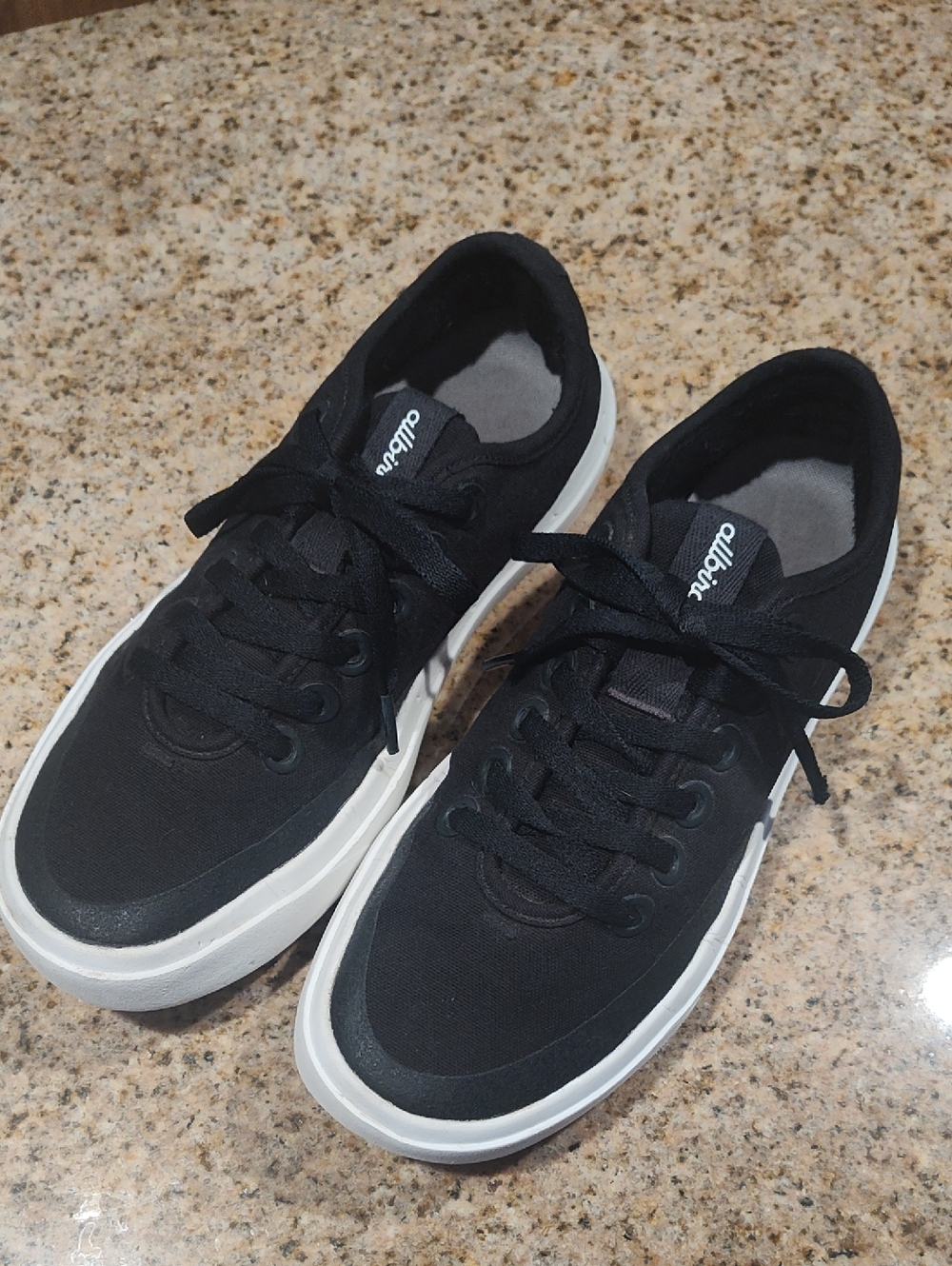 Allbirds Comfortable Men's Black Low-Top Lace Up Versatile Sneakers
